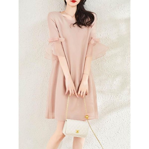 casual dresses fashion solid color stitching lace sleeve dress 2021 summer female models loose and thin trumpet a-line skirt, Black;gray
casual dresses fashion solid color stitching lace sleeve dress 2021 summer female models loose and thin trumpet a-line skirt, Black;gray