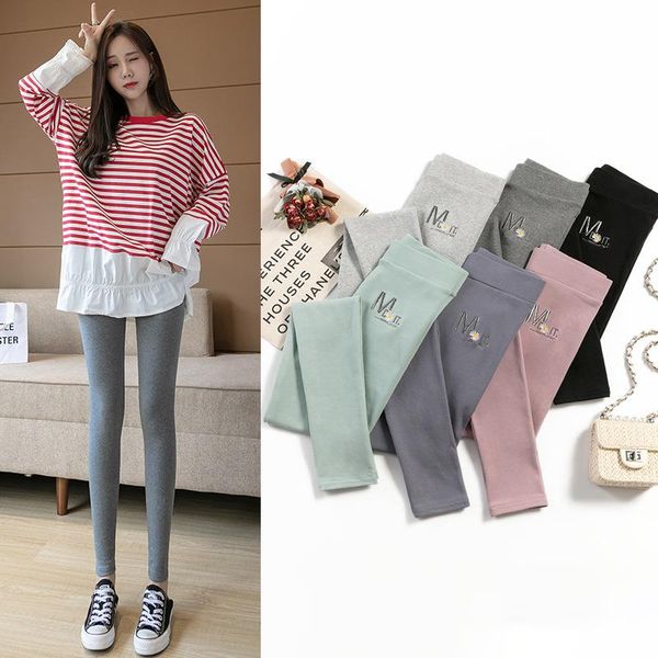 women's leggings spring and autumn style cotton cropped trousers with embroidered high waist slim fit plus size women, Black
women's leggings spring and autumn style cotton cropped trousers with embroidered high waist slim fit plus size women, Black