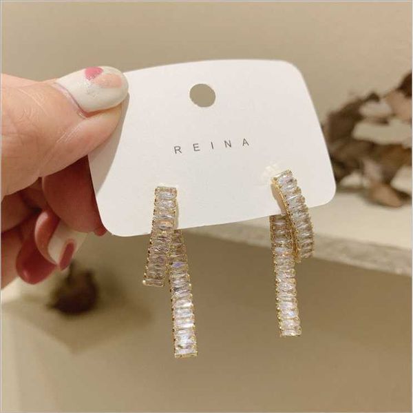 stud women zircon earrings detachable creative design long crystal, Golden;silver
stud women zircon earrings detachable creative design long crystal, Golden;silver