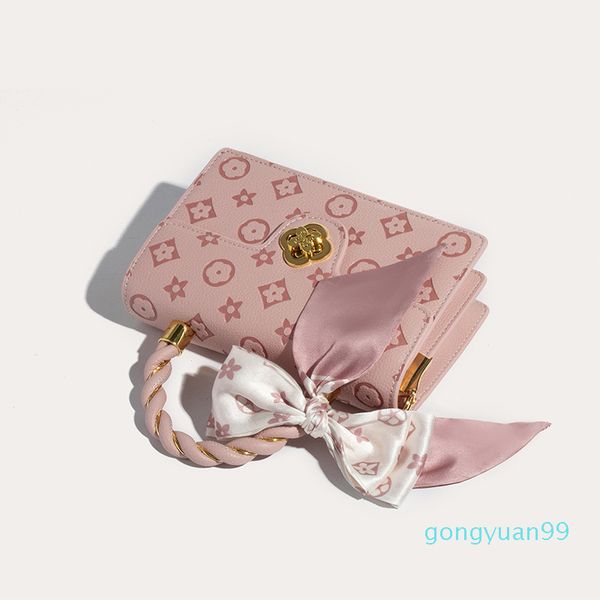 factory direct sale 2021 new high-grade embossed pink small square portable single shoulder messenger women's bags
factory direct sale 2021 new high-grade embossed pink small square portable single shoulder messenger women's bags