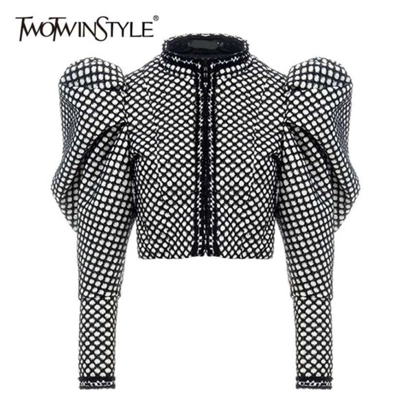 twotwinstyle ruched plaid coat for women o neck puff sleeve short female streetwear autumn fashion clothing 210928, Black;brown
twotwinstyle ruched plaid coat for women o neck puff sleeve short female streetwear autumn fashion clothing 210928, Black;brown