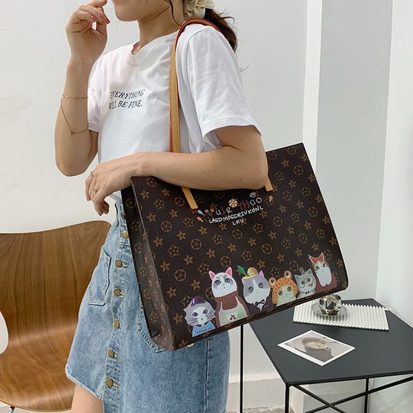 foreign trade retro presbyopia large-capacity one-shoulder tote bag 2021 autumn new female bag trendy fashion portable shopping bag
foreign trade retro presbyopia large-capacity one-shoulder tote bag 2021 autumn new female bag trendy fashion portable shopping bag