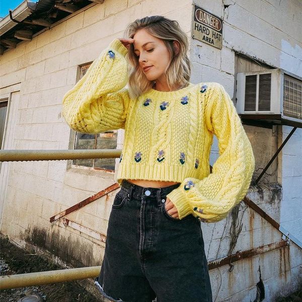 women's sweaters yellow flower lantern sleeve short knit sweater women winter clothes 2021 korean, White;black
women's sweaters yellow flower lantern sleeve short knit sweater women winter clothes 2021 korean, White;black