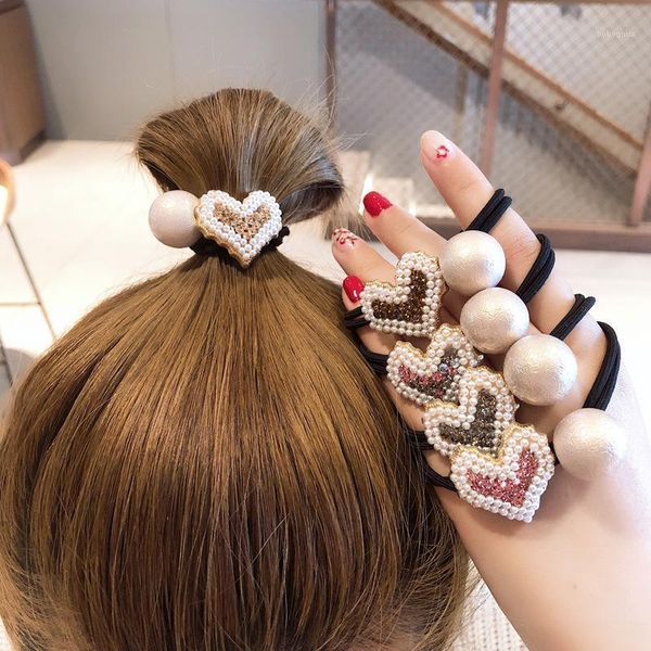 fashion heart round hair bands female imitation pearl crystal rhinestone simple headband for women girls accessories1
fashion heart round hair bands female imitation pearl crystal rhinestone simple headband for women girls accessories1