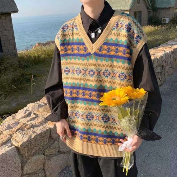 men sweater vest autumn clothes warm sleeveless sweater men pullovers sweater coat korean fashion youth clothes trends 210929, White;black
men sweater vest autumn clothes warm sleeveless sweater men pullovers sweater coat korean fashion youth clothes trends 210929, White;black