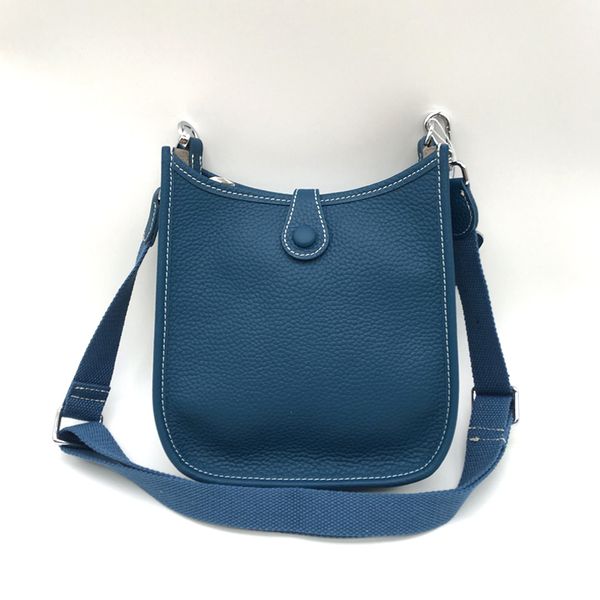 65% off store online hollow evelyn messenger bag shoulder bag ladies layer cowhide fashion simple 18cm mini wild soft high-quality sense new
65% off store online hollow evelyn messenger bag shoulder bag ladies layer cowhide fashion simple 18cm mini wild soft high-quality sense new