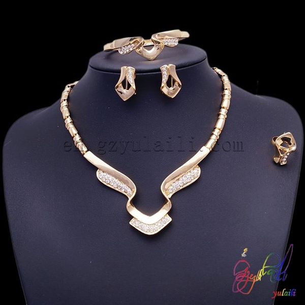 earrings & necklace 2021 american arrival stylish slight wave rhinestone jewellery sets women fashionable gold and silver plated
earrings & necklace 2021 american arrival stylish slight wave rhinestone jewellery sets women fashionable gold and silver plated