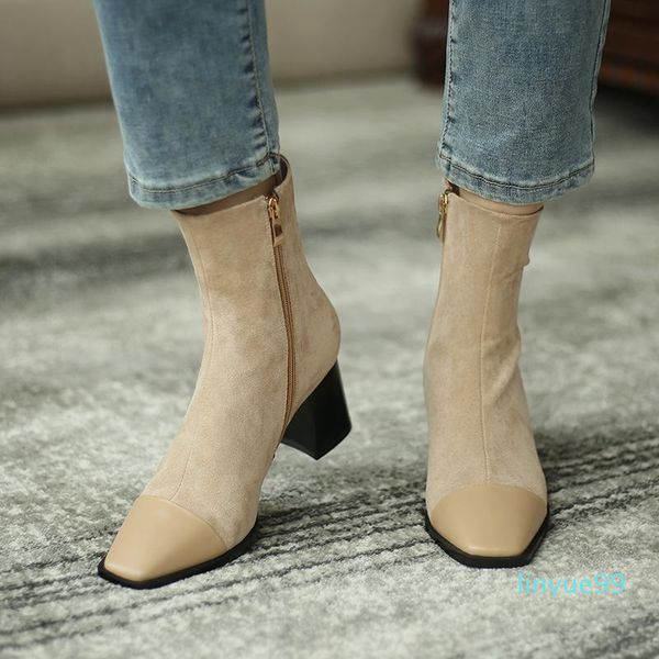 boots 2021 winter high-end customized color matching style wild square toe thick heel stretch, Black
boots 2021 winter high-end customized color matching style wild square toe thick heel stretch, Black