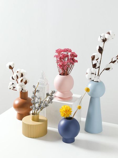 vases ceramic vase home decoration accessories living room simple flower arrangement wine cabinet
vases ceramic vase home decoration accessories living room simple flower arrangement wine cabinet