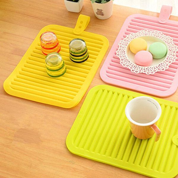 table runner eco-friendly silicone placemat waterproof decoration mat non-slip plate dishes for mugs placemats
table runner eco-friendly silicone placemat waterproof decoration mat non-slip plate dishes for mugs placemats