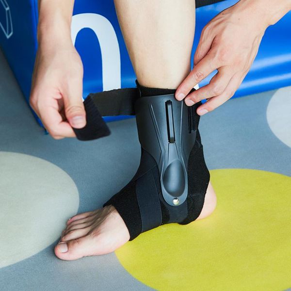 ankle guard fixed sprain joint protective cover rehabilitation wrist brace broken foot recovery support, Blue;black
ankle guard fixed sprain joint protective cover rehabilitation wrist brace broken foot recovery support, Blue;black