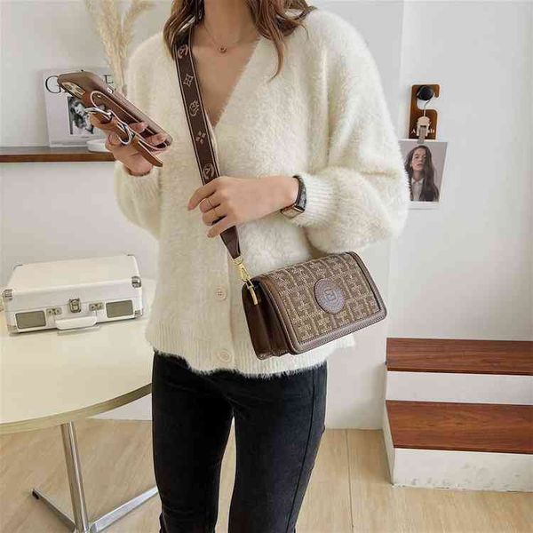 56 off designer s bag female new korean fashion embroidery camera messenger small square net red letter wide belt single shoulder bag
56 off designer s bag female new korean fashion embroidery camera messenger small square net red letter wide belt single shoulder bag