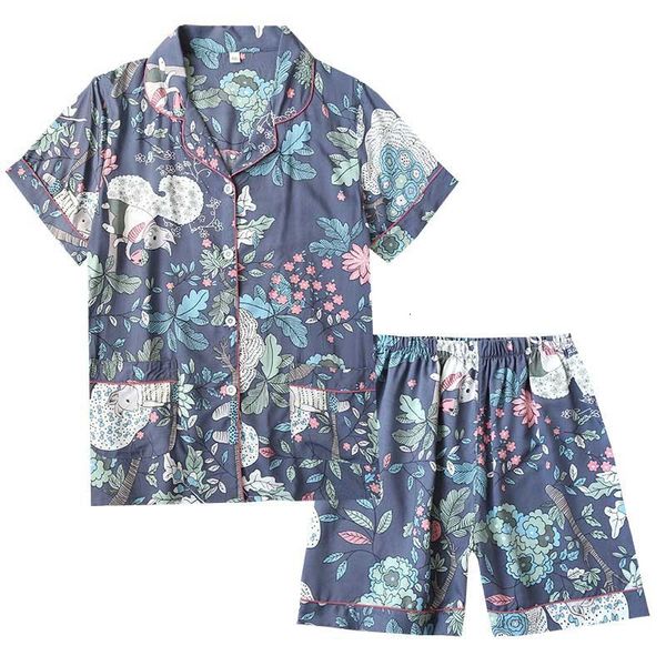 women's sleepwear summer new ladies cardigan+shorts 2pcs pajamas set floral and leaves printed women cotton satin loose comfort ho, Black;red
women's sleepwear summer new ladies cardigan+shorts 2pcs pajamas set floral and leaves printed women cotton satin loose comfort ho, Black;red