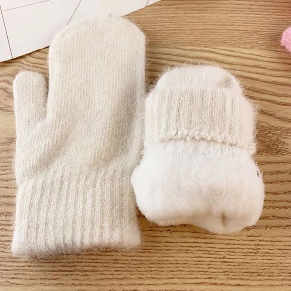 ski gloves windproof winter warm men snowboard motorcycle riding screen snow windser glove
ski gloves windproof winter warm men snowboard motorcycle riding screen snow windser glove
