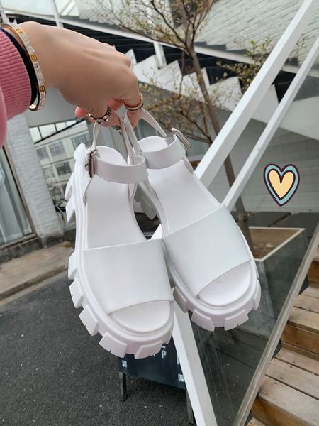 fashionable new summer thick soled sandals solid color leather with comfortable material inside women's sandals luxury design height sh, Black
fashionable new summer thick soled sandals solid color leather with comfortable material inside women's sandals luxury design height sh, Black