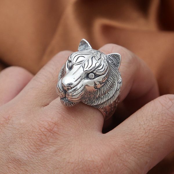 handmade 925 sterling silver tiger head band rings american european gothic punk style antique designer vintage luxury jewelry accessories g
handmade 925 sterling silver tiger head band rings american european gothic punk style antique designer vintage luxury jewelry accessories g