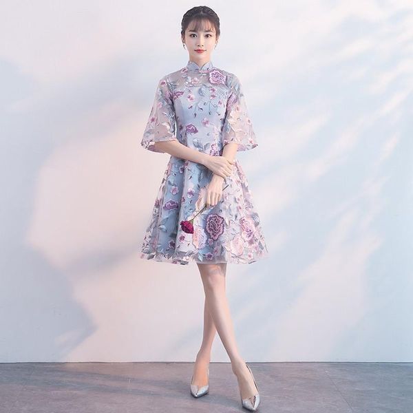 ethnic clothing noble flower embroidery short slim qipao elegant grey mandarin collar a-line party cheongsam, Red
ethnic clothing noble flower embroidery short slim qipao elegant grey mandarin collar a-line party cheongsam, Red