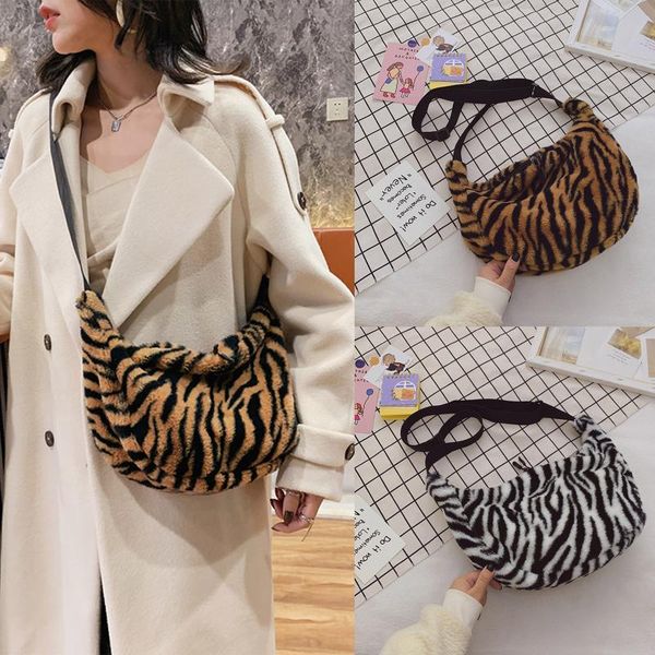 outdoor bags leopard printed crossbody bag for women 2021 soft plush shoulder winter fluffy female warm fur underarm
outdoor bags leopard printed crossbody bag for women 2021 soft plush shoulder winter fluffy female warm fur underarm