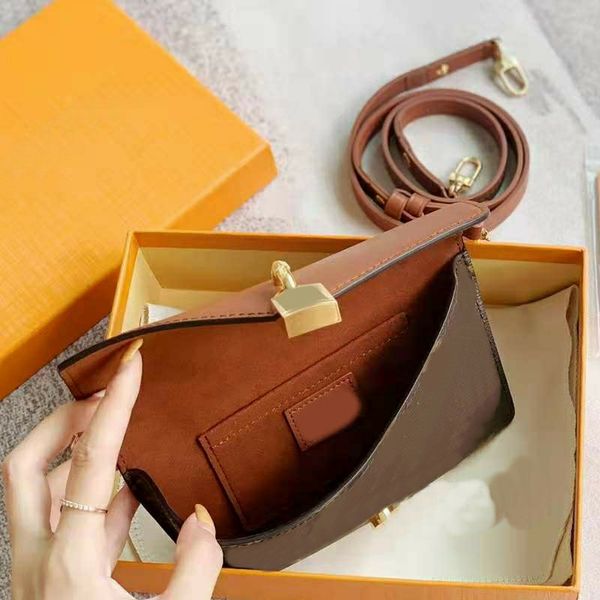 designer lock on strap shoulder bags back drawstring lucchetto su cinturino coated canvas & real calf leather cross body inscription cadenas
designer lock on strap shoulder bags back drawstring lucchetto su cinturino coated canvas & real calf leather cross body inscription cadenas