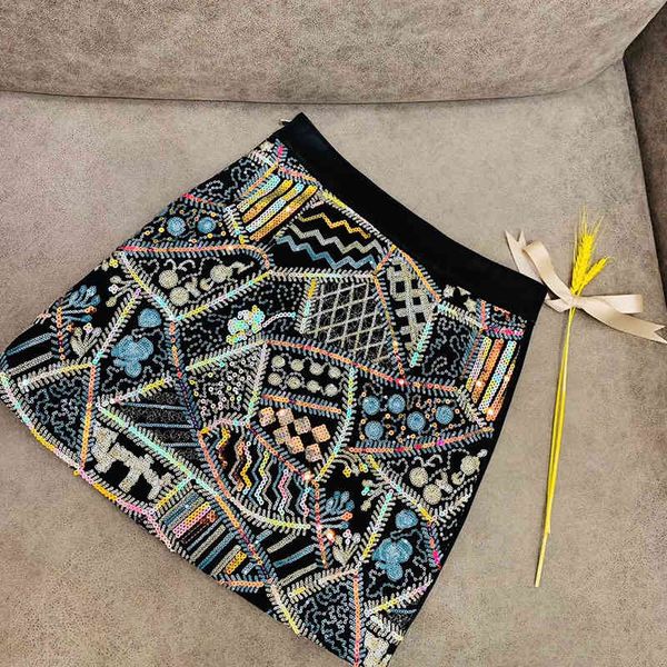 skirts 2021 female spring sequins high-rise embroidered leather genuine a-line skirt c473, Black
skirts 2021 female spring sequins high-rise embroidered leather genuine a-line skirt c473, Black