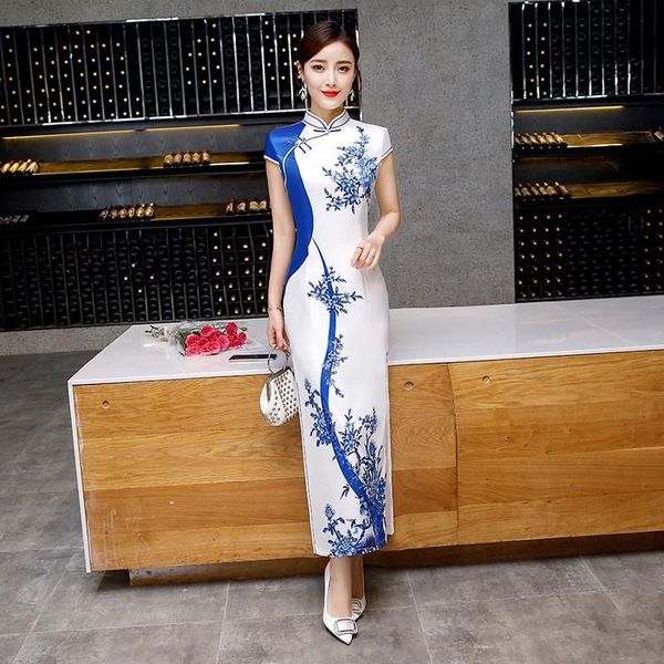 ethnic clothing slim long cheongsam high split qipao elegant stage show dress retro chinese temperament formal daily dresses, Red
ethnic clothing slim long cheongsam high split qipao elegant stage show dress retro chinese temperament formal daily dresses, Red