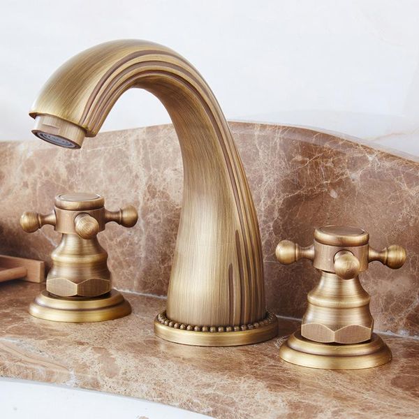 retro basin faucets antique brass deck mounted bathtub mixer faucet dual handle 3 hole bathroom sink cold water1
retro basin faucets antique brass deck mounted bathtub mixer faucet dual handle 3 hole bathroom sink cold water1