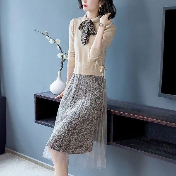 casual dresses 2021 autumn winter women's long knit female stitching fake two-piece dress ladies bow sweater a-line vestidos q724, Black;gray
casual dresses 2021 autumn winter women's long knit female stitching fake two-piece dress ladies bow sweater a-line vestidos q724, Black;gray