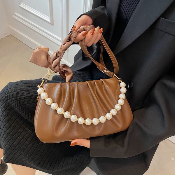 hangbags hand folded small square bag 2021 autumn fashion pearl handbag foreign style single shoulder messenger
hangbags hand folded small square bag 2021 autumn fashion pearl handbag foreign style single shoulder messenger