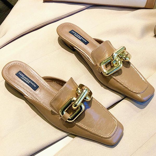 slippers 2021 summer low-heels metallic decoration woman leather mules shoes women square toe, Black
slippers 2021 summer low-heels metallic decoration woman leather mules shoes women square toe, Black