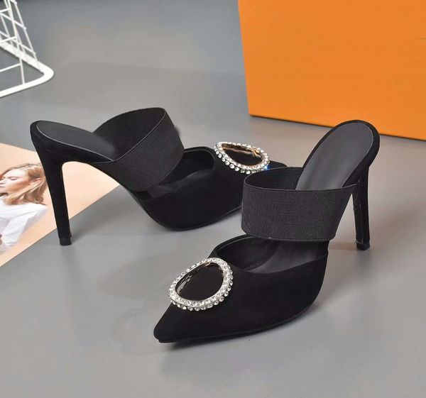 luxury designer dress shoes mid-high heels classic letters leather chain shoes girls party wedding festival loui vuttones a2, Black
luxury designer dress shoes mid-high heels classic letters leather chain shoes girls party wedding festival loui vuttones a2, Black