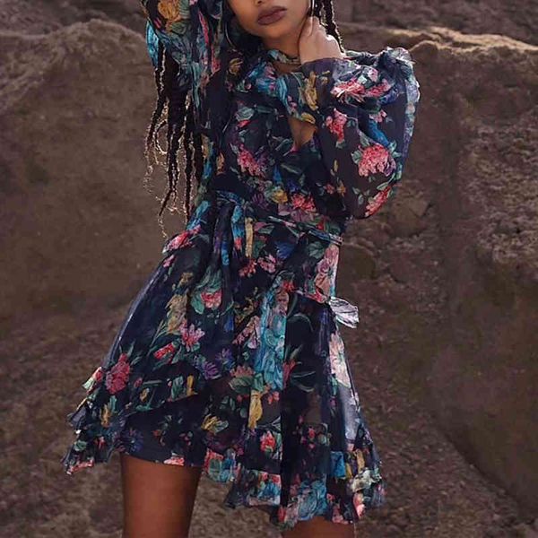 vintage print women v neck long flare sleeve high waist bandage slim asymmetrical mini es female fashion, Black;gray
vintage print women v neck long flare sleeve high waist bandage slim asymmetrical mini es female fashion, Black;gray