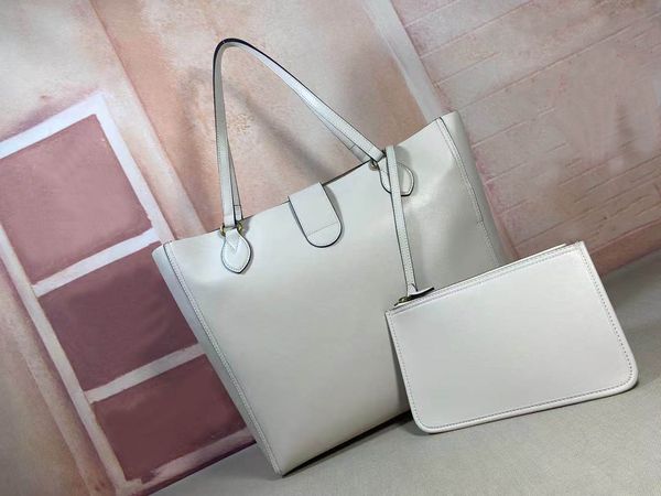 classic ladies design large-capacity tote wallet handbag 2021 fashion trend all-match western-style shoulder bag leather
classic ladies design large-capacity tote wallet handbag 2021 fashion trend all-match western-style shoulder bag leather