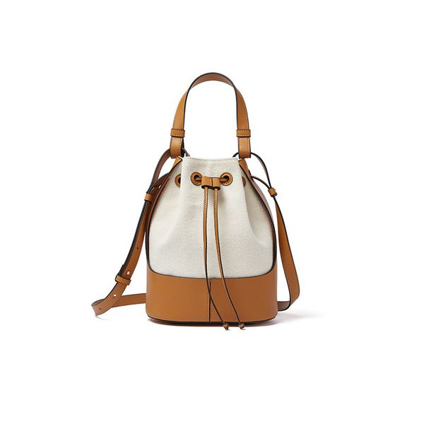 luxury handbags hand leather women's 2020 new large capacity drawstring bucket net red same balloon bag one shoulder cross carry w85t r
luxury handbags hand leather women's 2020 new large capacity drawstring bucket net red same balloon bag one shoulder cross carry w85t r