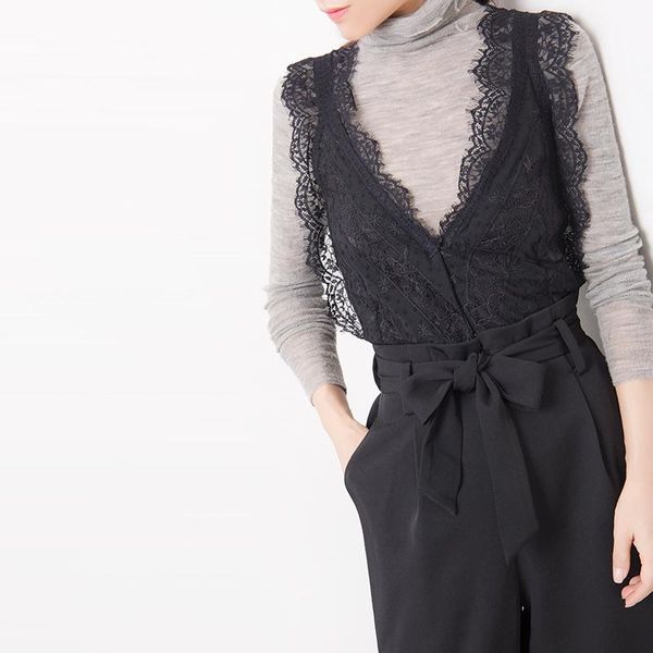 women's jumpsuits & rompers 2021 spring / summer style lace embroidered stitching straps v-neck jumpsuit casual pants, Black;white
women's jumpsuits & rompers 2021 spring / summer style lace embroidered stitching straps v-neck jumpsuit casual pants, Black;white