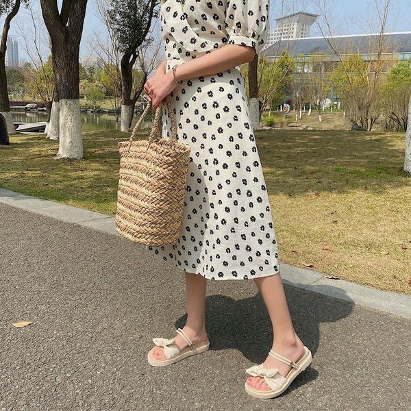 flat sandals women shoes 2021 spring and summer simple bow casual slippers ladies home, Black
flat sandals women shoes 2021 spring and summer simple bow casual slippers ladies home, Black