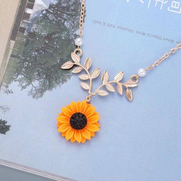 pendant necklaces delicate sunflower necklace for women creative imitation pearl harajuku clavicle chain accessories jewelry, Silver
pendant necklaces delicate sunflower necklace for women creative imitation pearl harajuku clavicle chain accessories jewelry, Silver