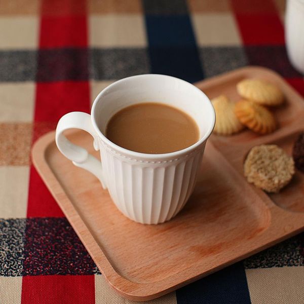 mugs creative mug court style relief ceramic bone china water glass pure white milk cup large capacity coffee
mugs creative mug court style relief ceramic bone china water glass pure white milk cup large capacity coffee