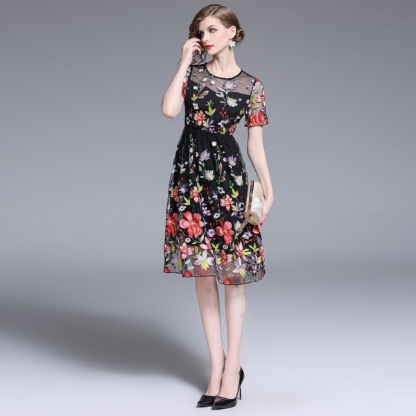 fashion runway summer dress women's short sleeve floral embroidery elegant mesh hollow out dresses vestidos 210520, Black;gray
fashion runway summer dress women's short sleeve floral embroidery elegant mesh hollow out dresses vestidos 210520, Black;gray
