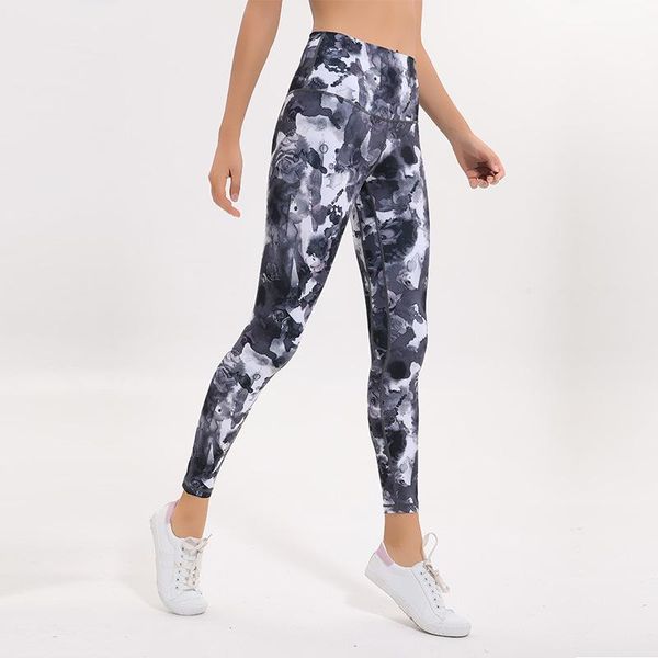 yoga outfits spring/autumn women pants high waist sport leggings ink painting print tights athletic fitness squatproof gym jogger, White;red
yoga outfits spring/autumn women pants high waist sport leggings ink painting print tights athletic fitness squatproof gym jogger, White;red