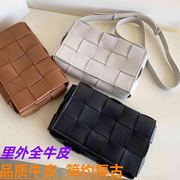 factory e large woven beancurd bag, personalized small square fashionable and versatile one shoulder messenger cube luxuryss designerss yw
factory e large woven beancurd bag, personalized small square fashionable and versatile one shoulder messenger cube luxuryss designerss yw