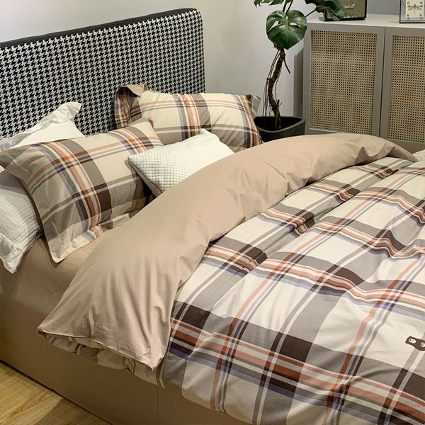 nordic stripe men's pure four piece printing 40 thread cotton spring and autumn quilt set bedding
nordic stripe men's pure four piece printing 40 thread cotton spring and autumn quilt set bedding