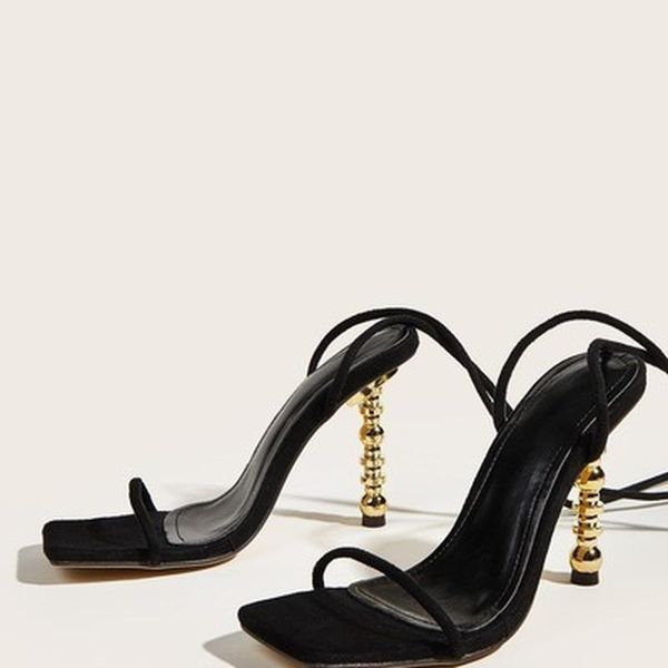 dress shoes 2021 summer women sandals square toe lace up gladiator metal high heels party black
dress shoes 2021 summer women sandals square toe lace up gladiator metal high heels party black