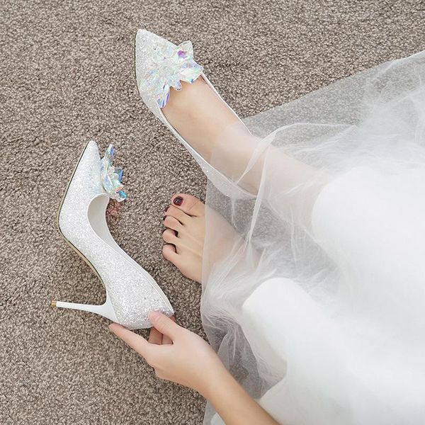 dress shoes 2021 european wedding bridal female white drill rhinestone crystal stiletto pointed fashion high heels, Black
dress shoes 2021 european wedding bridal female white drill rhinestone crystal stiletto pointed fashion high heels, Black