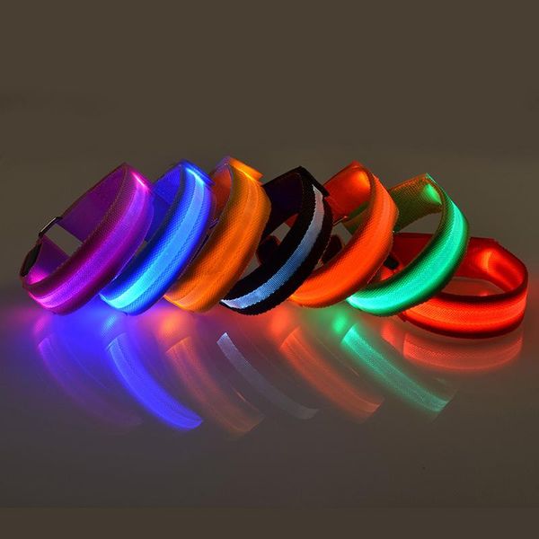 dog collars & leashes usb opladen led halsband anti-verloren/voorkomen auto ongeval kraag voor puppies halsbanden leads supplies rechargeabl
dog collars & leashes usb opladen led halsband anti-verloren/voorkomen auto ongeval kraag voor puppies halsbanden leads supplies rechargeabl