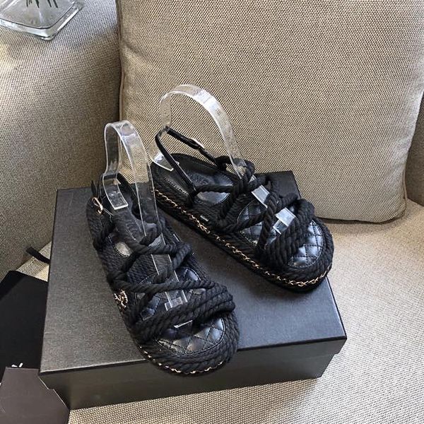 beach slippers classic flat woman slippers summer lady slippers true leather l bath fashion women shoes large size 35-40, Black
beach slippers classic flat woman slippers summer lady slippers true leather l bath fashion women shoes large size 35-40, Black