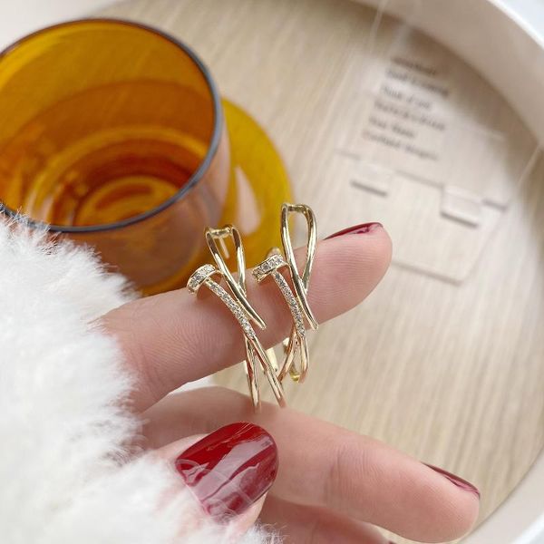 stud 14k real gold fashion jewelry micro-inlaid zircon simple geometric exquisite earrings for woman shine holiday party earring, Golden;silver
stud 14k real gold fashion jewelry micro-inlaid zircon simple geometric exquisite earrings for woman shine holiday party earring, Golden;silver
