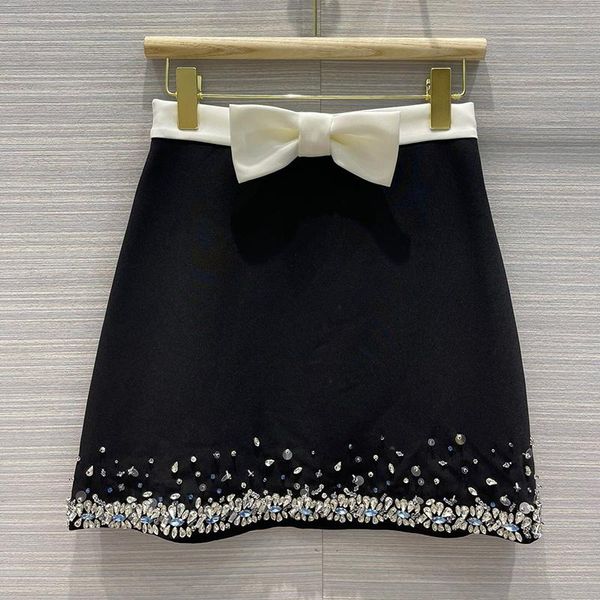 skirts diamonds bow mini for women side-zipper black patchwork white a-line fashion street casual skirt lady 2021
skirts diamonds bow mini for women side-zipper black patchwork white a-line fashion street casual skirt lady 2021