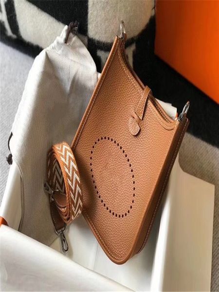herme luxury famous designer handbags shoulder bags cross body clutch lady fashion bag genuine leather classic women simplicity 17cm
herme luxury famous designer handbags shoulder bags cross body clutch lady fashion bag genuine leather classic women simplicity 17cm