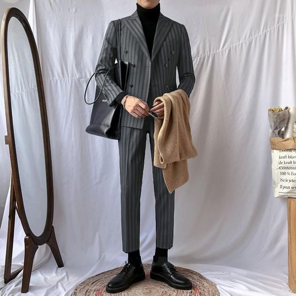 men's suits & blazers 2021 spring stripe slim fit men for formal wedding tuxedo notched lapel 2 piece business groom male fashion sets, White;black
men's suits & blazers 2021 spring stripe slim fit men for formal wedding tuxedo notched lapel 2 piece business groom male fashion sets, White;black