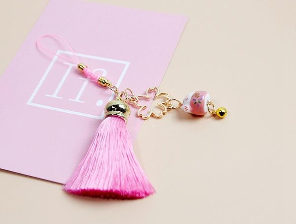 keychains cute japan style lucky cat keychain 7 color tassel bells for women girl handbag pendant accessories door gift, Silver
keychains cute japan style lucky cat keychain 7 color tassel bells for women girl handbag pendant accessories door gift, Silver